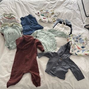 Baby boy bodysuits and shorts | baby shorts| 0-3 months | 3 month onesies
